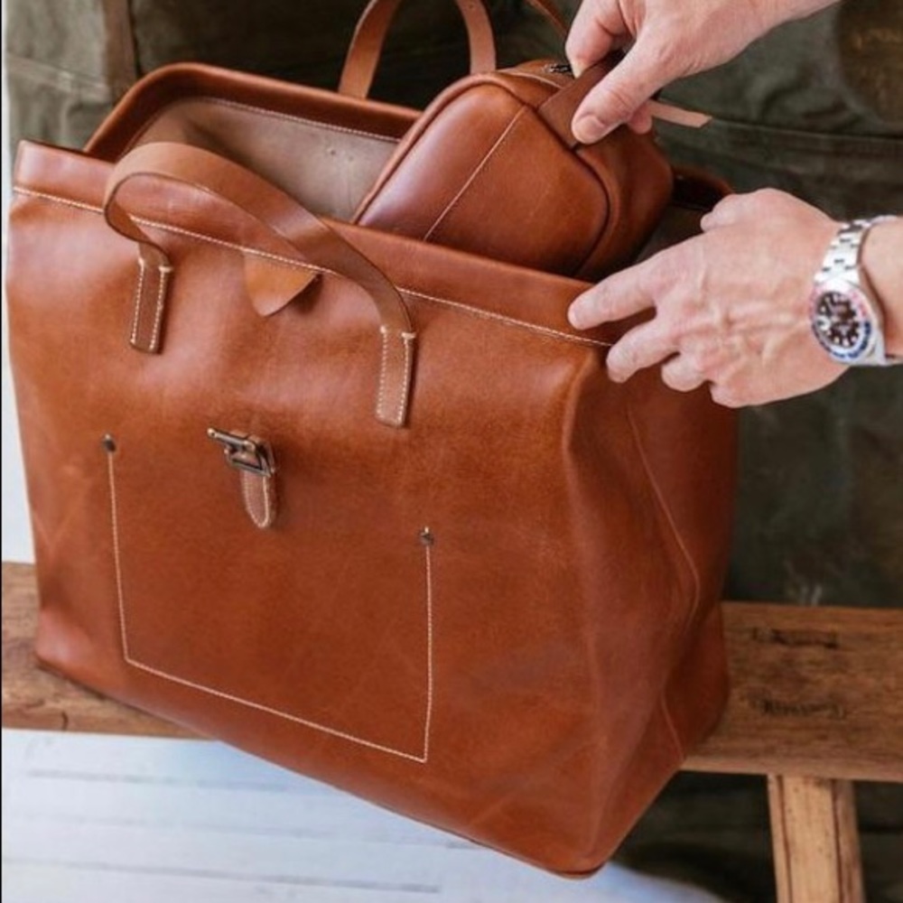 UNISEX Full Grain Leather Travel Brown Duffle Bag - Picture 6 of 13